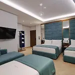 Duka\'S Hotel